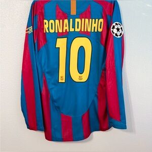 Ronaldinho Barcelona retro jersey